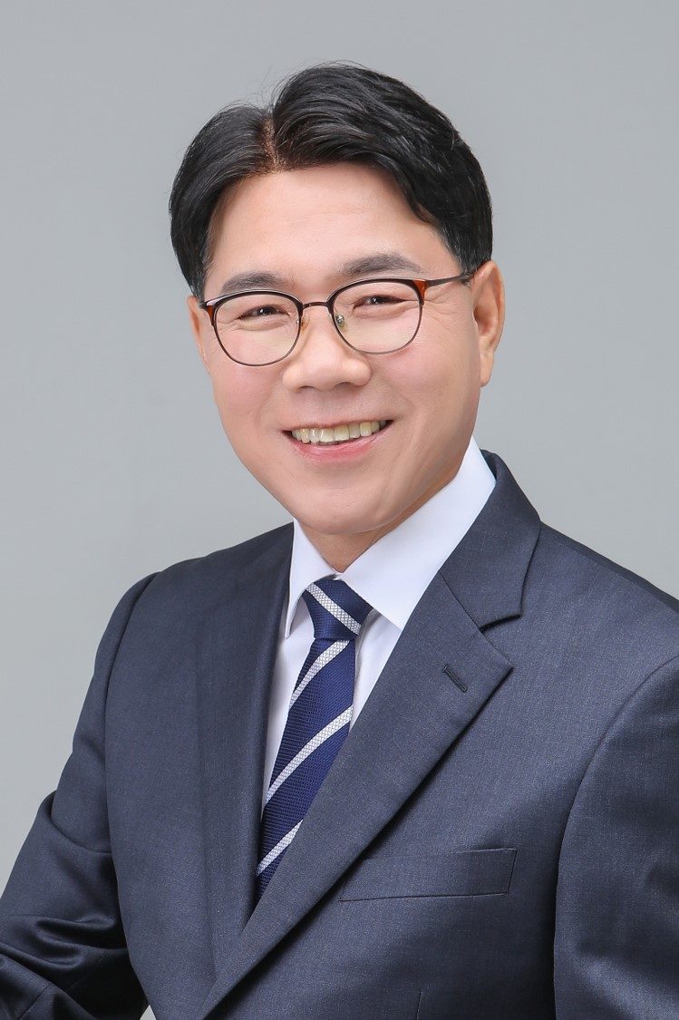 이재관 의원 사진